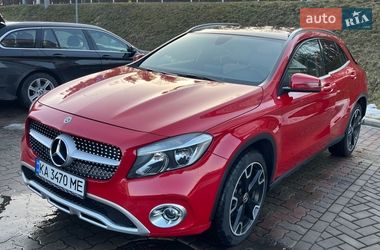 Внедорожник / Кроссовер Mercedes-Benz GLA-Class 2018 в Киеве