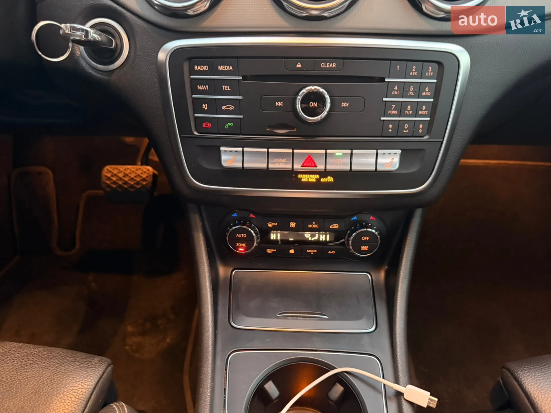 2017 Mercedes-Benz GLA-klasse - мініатюра 24