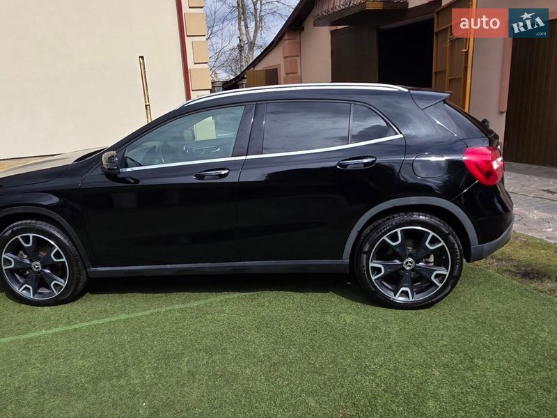 Mercedes-Benz GLA-Class 2018