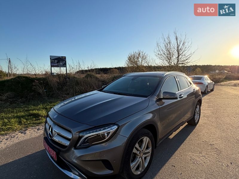Внедорожник / Кроссовер Mercedes-Benz GLA-Class 2016 в Киеве