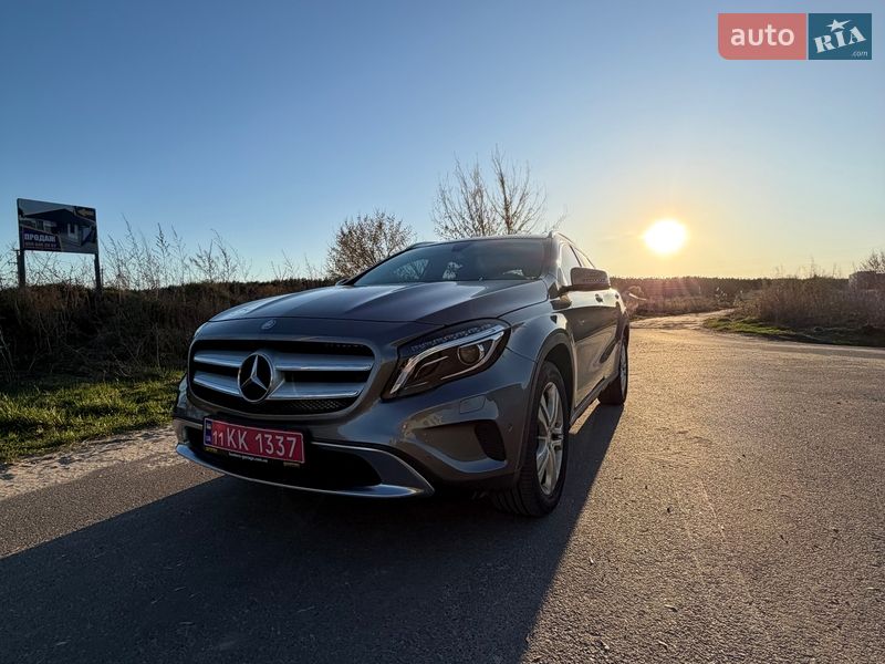 Внедорожник / Кроссовер Mercedes-Benz GLA-Class 2016 в Киеве