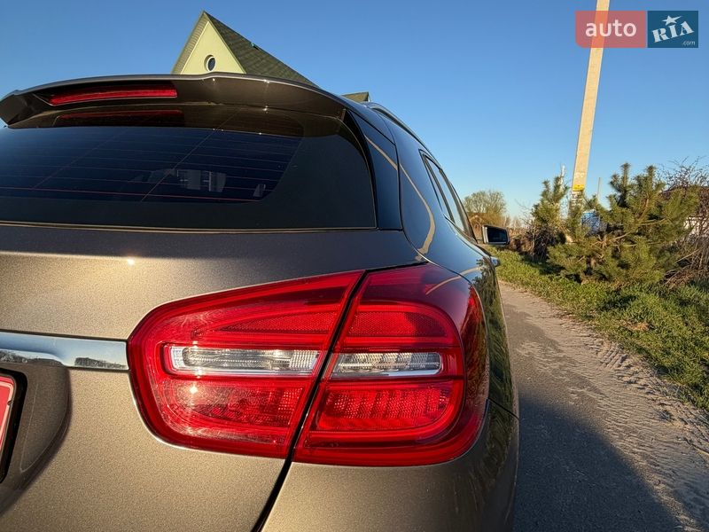 Внедорожник / Кроссовер Mercedes-Benz GLA-Class 2016 в Киеве