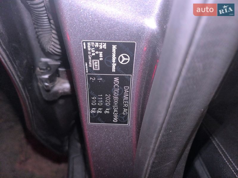 Внедорожник / Кроссовер Mercedes-Benz GLA-Class 2016 в Киеве