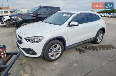 Внедорожник / Кроссовер Mercedes-Benz GLA-Class 2021 в Луцке