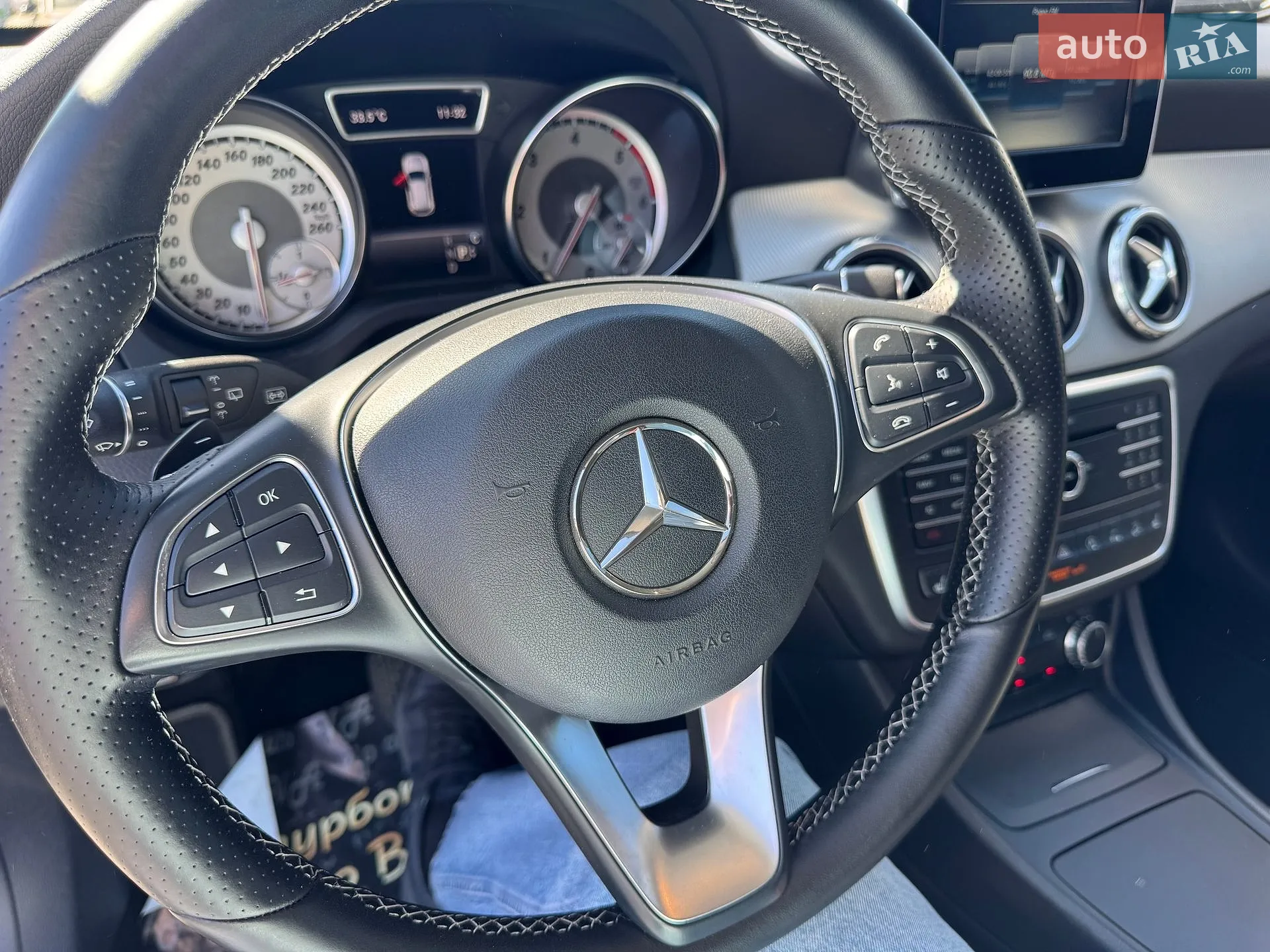 2016 Mercedes-Benz GLA-klasse - мініатюра 40