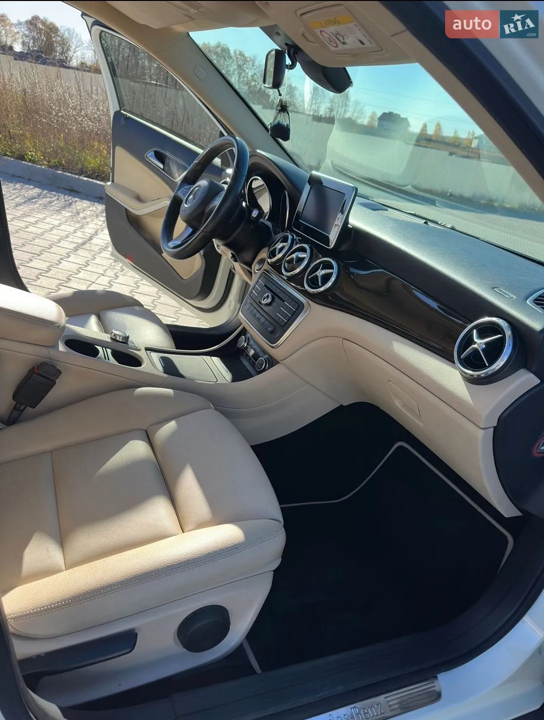 2015 Mercedes-Benz GLA-klasse - мініатюра 17