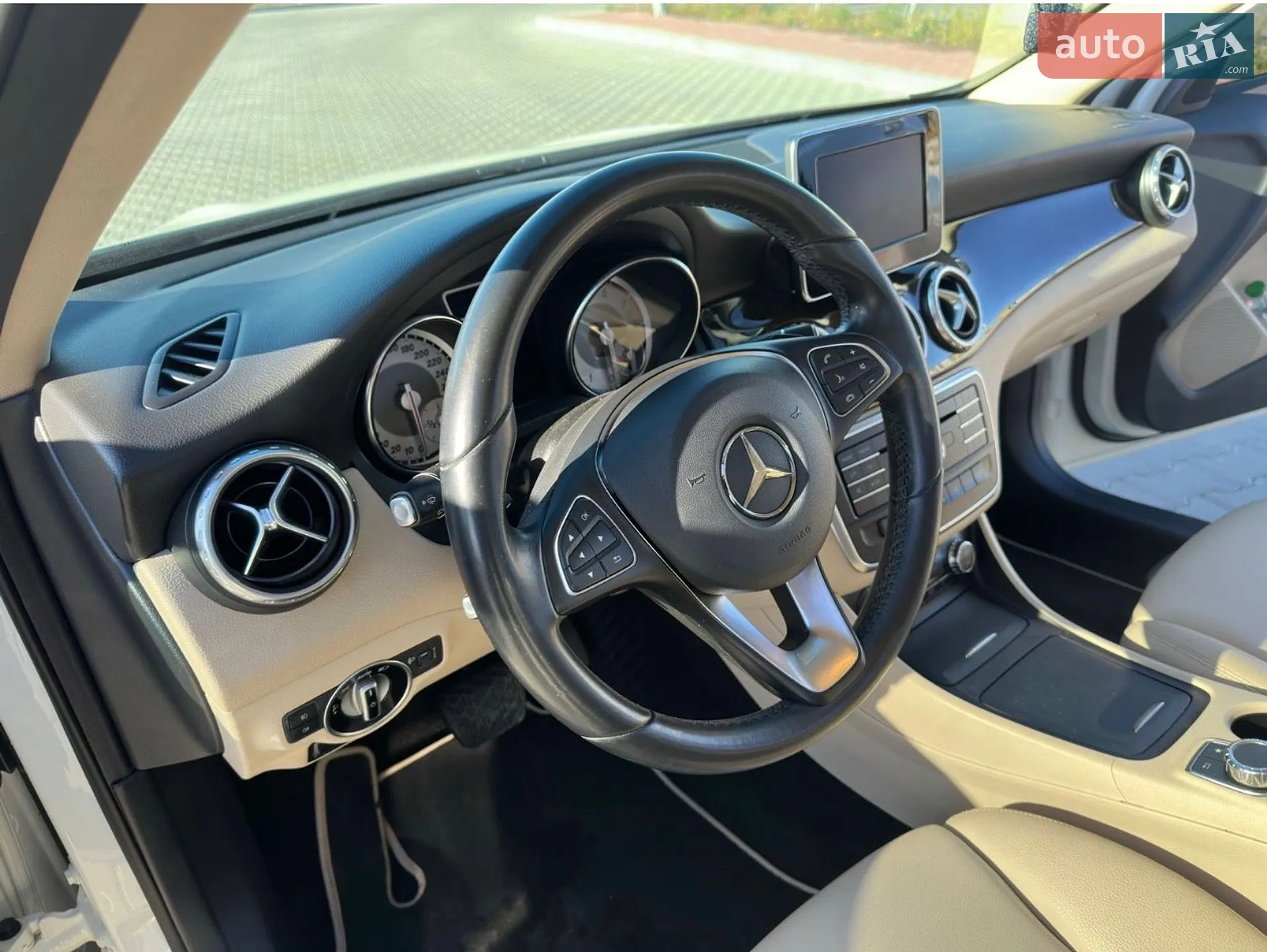 2015 Mercedes-Benz GLA-klasse - мініатюра 22