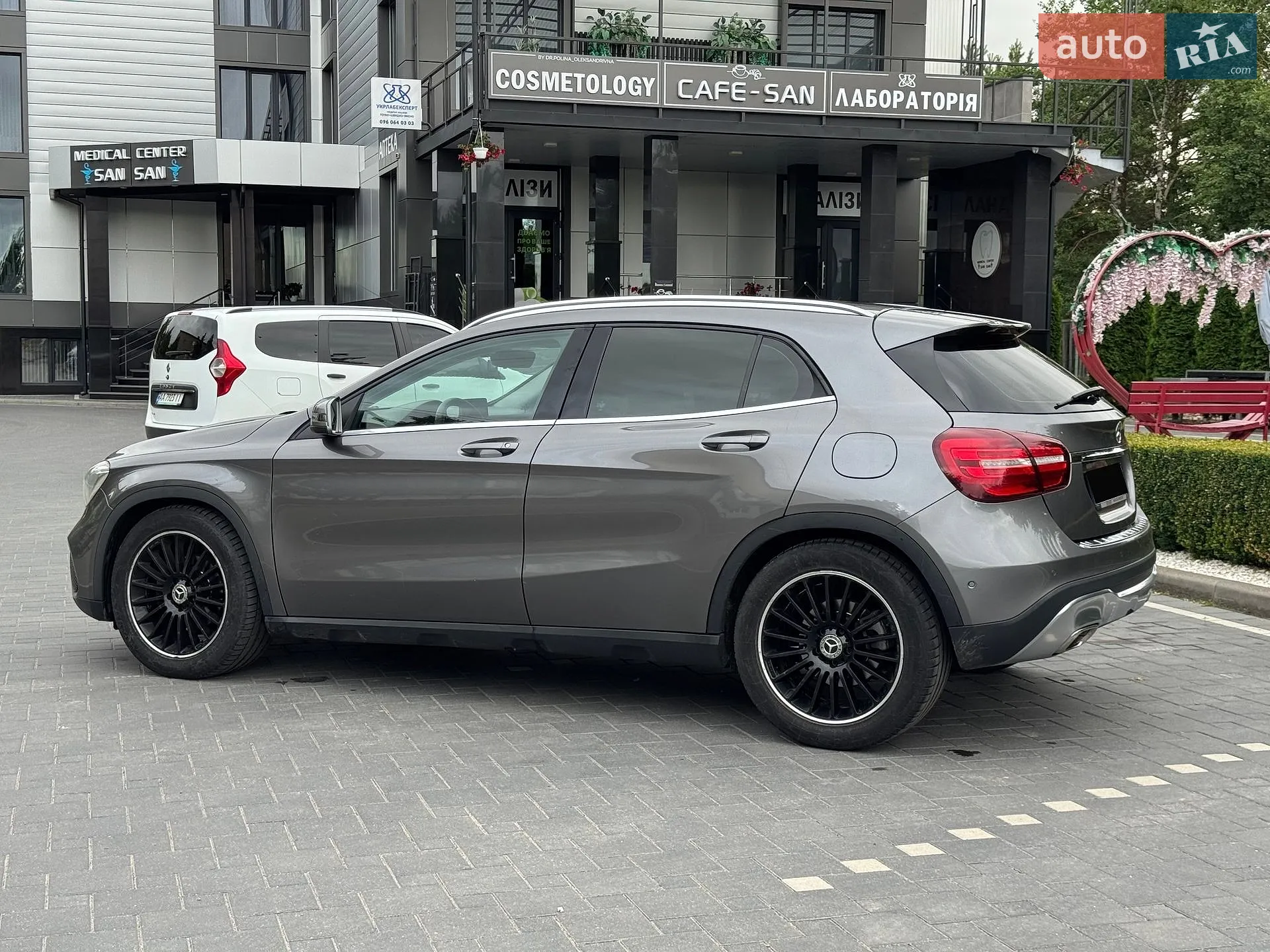 2017 Mercedes-Benz GLA-klasse - мініатюра 10