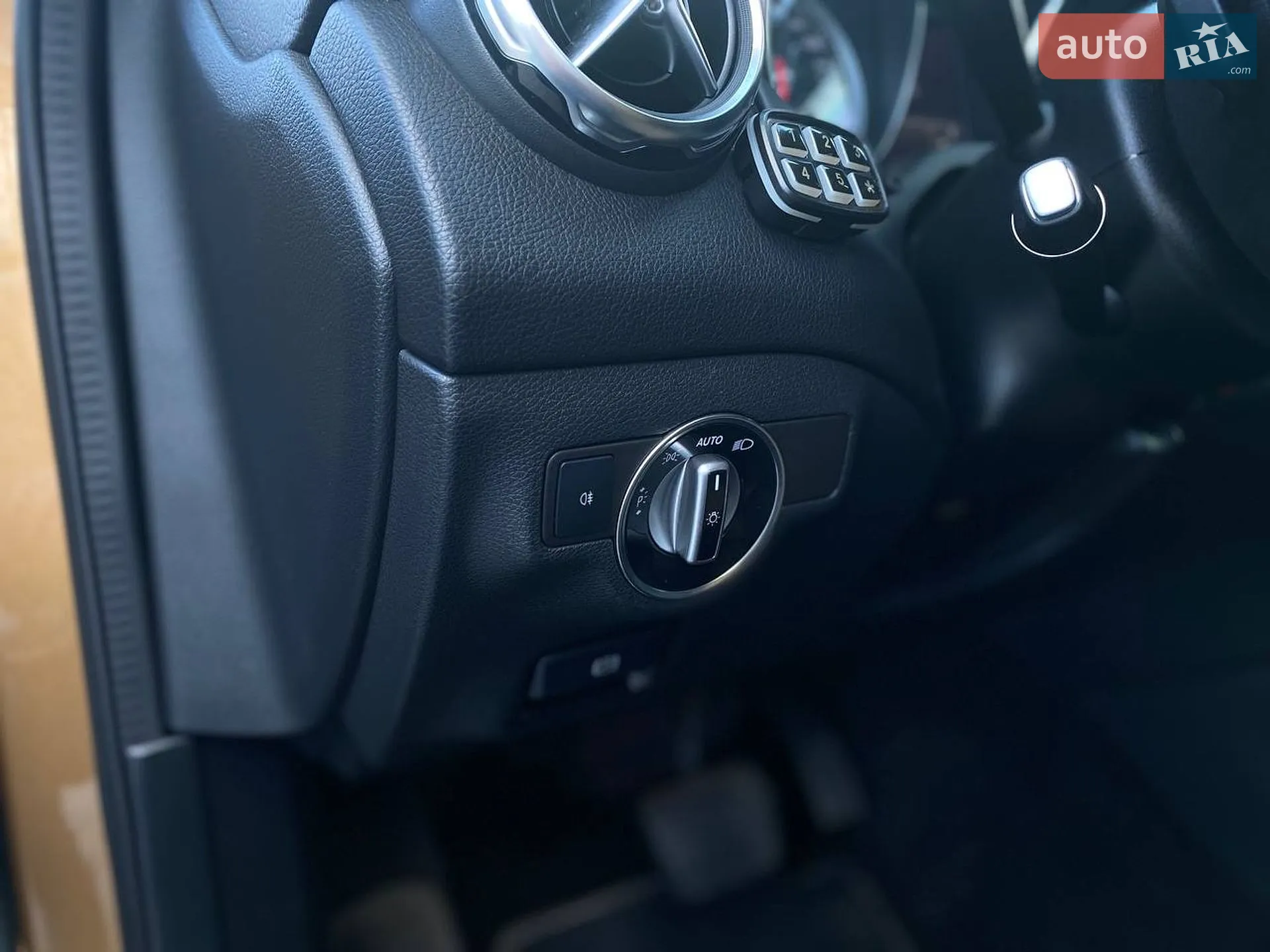 2017 Mercedes-Benz GLA-klasse - мініатюра 22