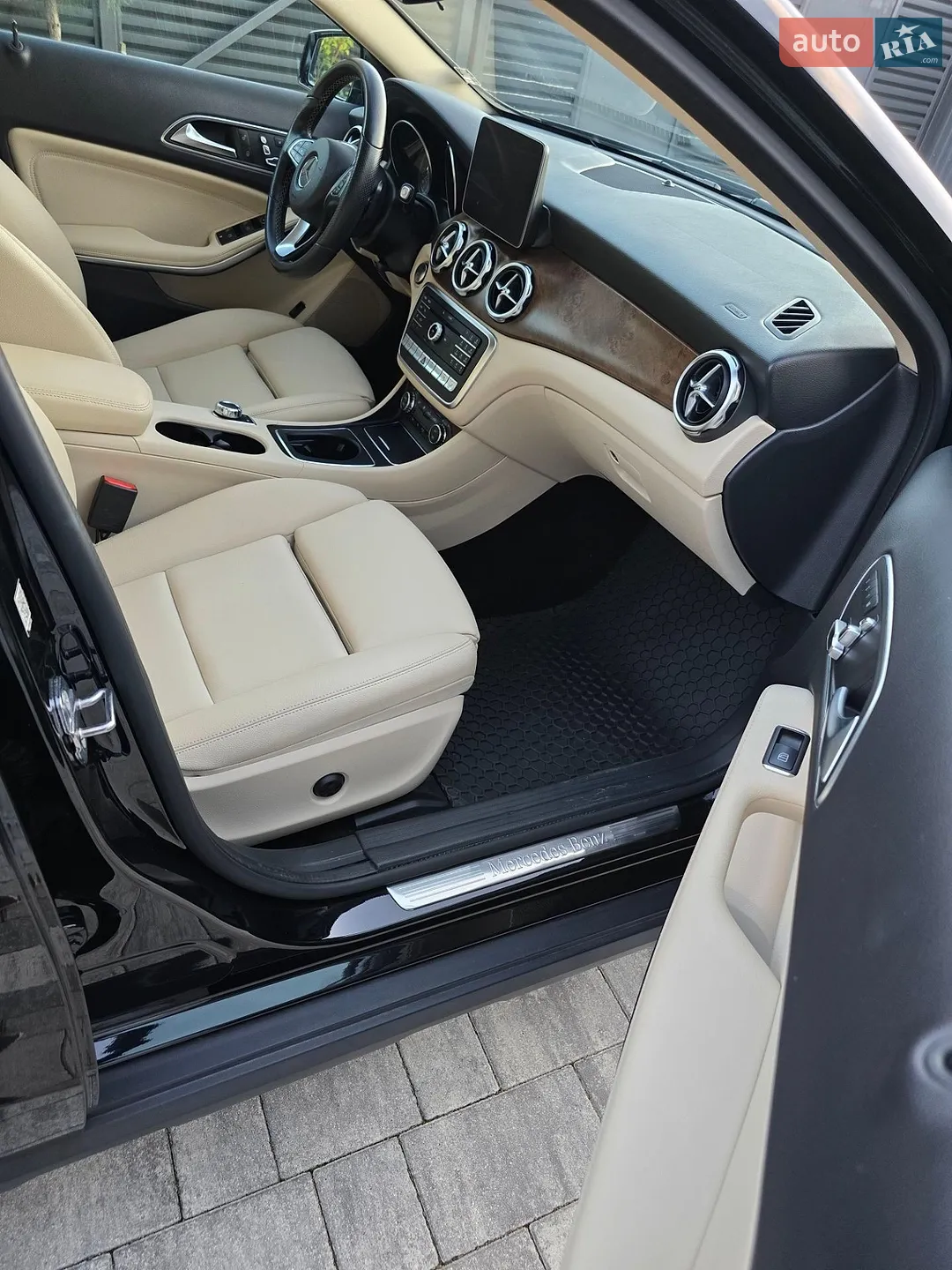 2018 Mercedes-Benz GLA-klasse - мініатюра 28