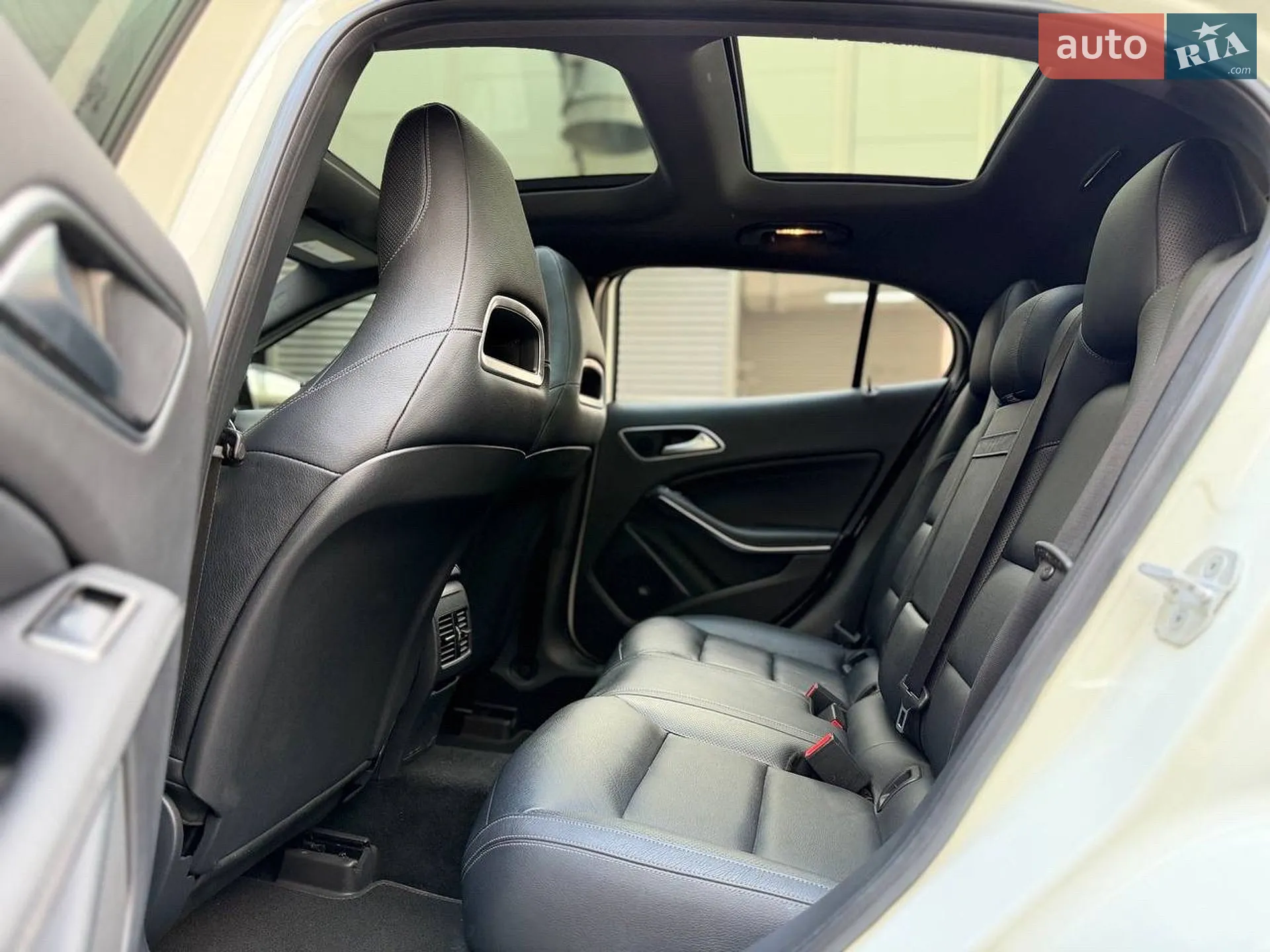2015 Mercedes-Benz GLA-klasse - мініатюра 14