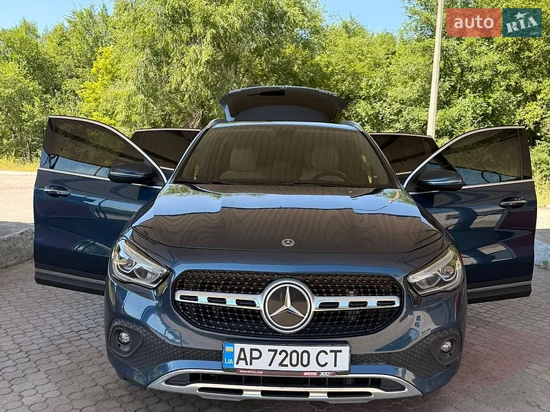 Mercedes-Benz GLA-Class 2020