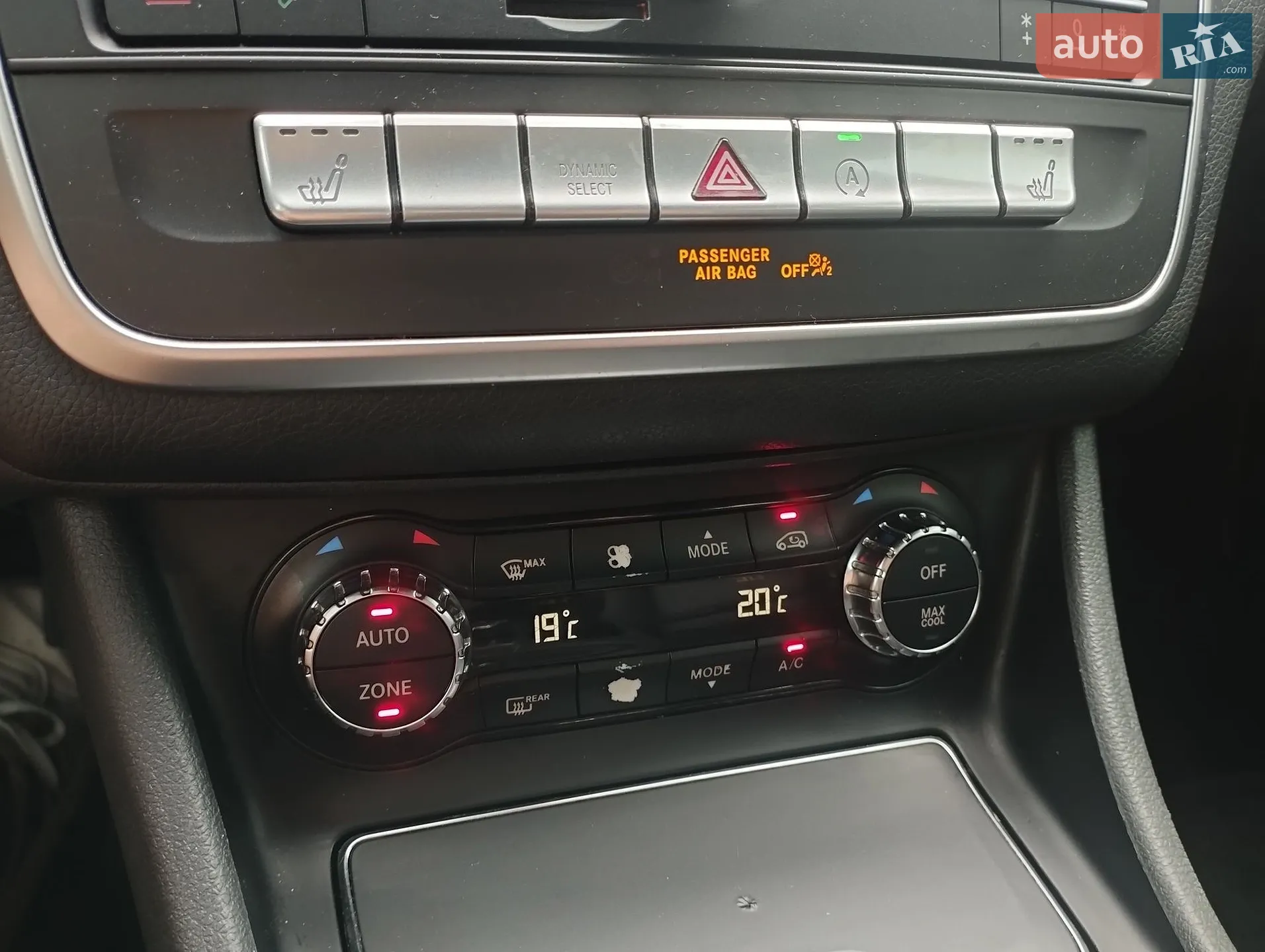 2019 Mercedes-Benz GLA-klasse - мініатюра 48