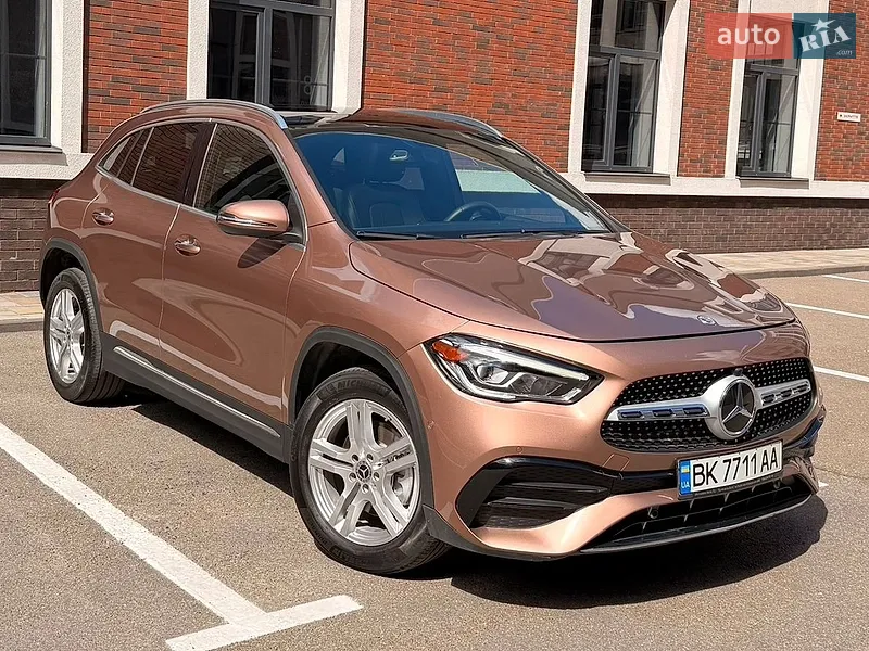 Mercedes-Benz GLA-Class