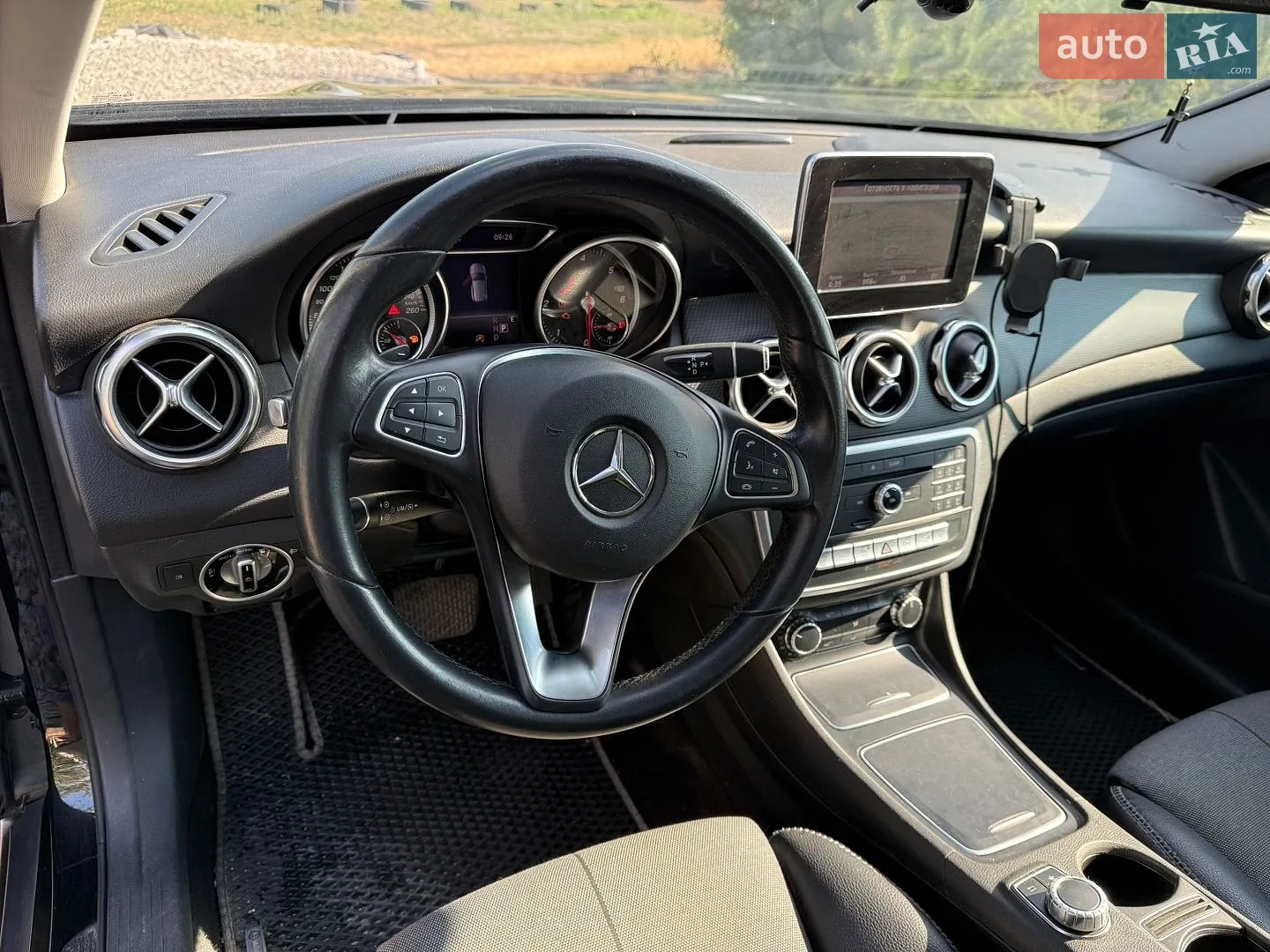 2017 Mercedes-Benz GLA-klasse - мініатюра 18