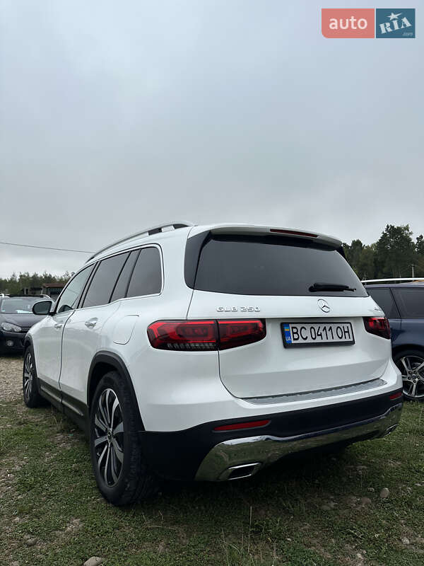 Позашляховик / Кросовер Mercedes-Benz GLB-Class 2020 в Золочеві
