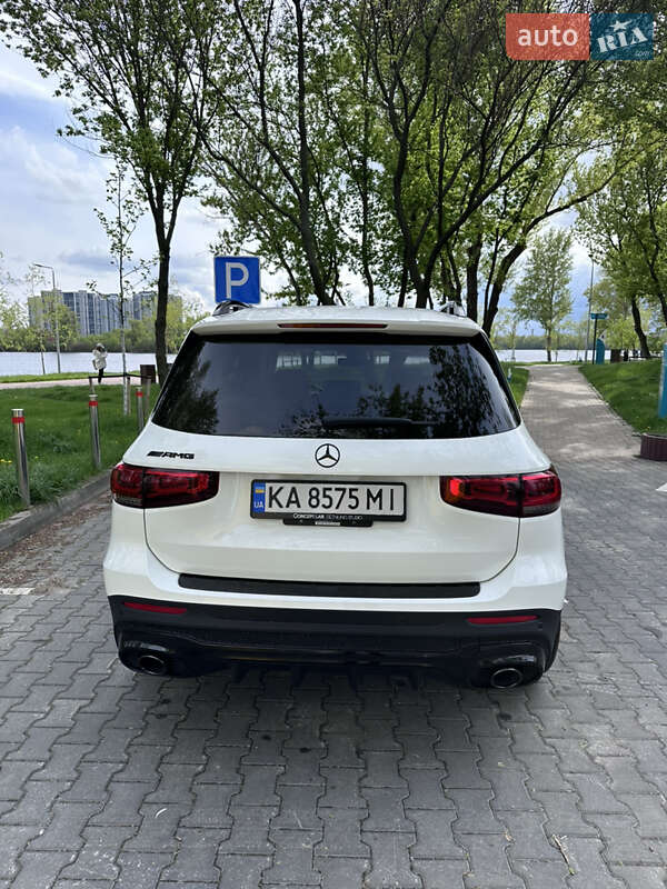 Внедорожник / Кроссовер Mercedes-Benz GLB-Class 2021 в Киеве