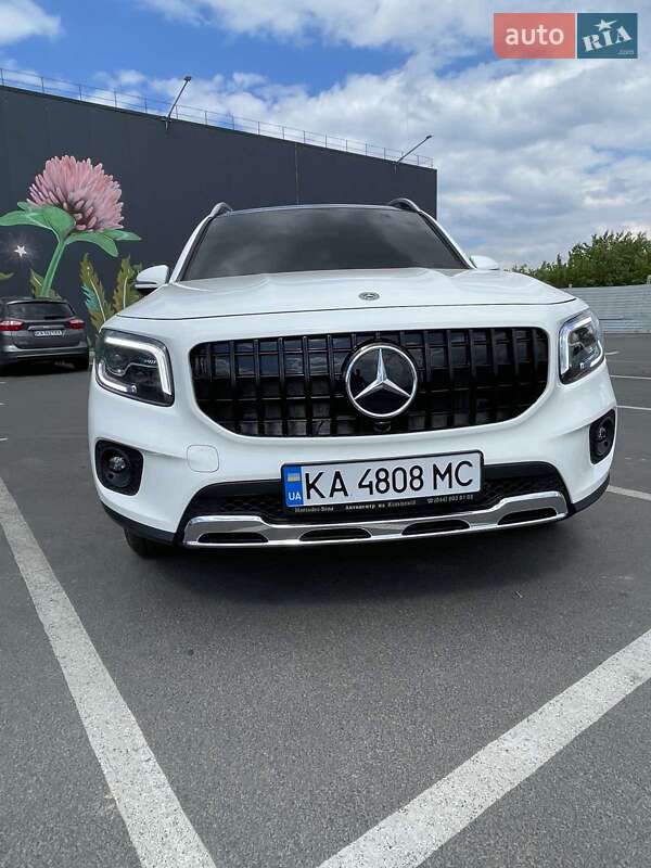 Mercedes-Benz GLB-Class 2020