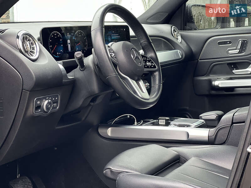 Внедорожник / Кроссовер Mercedes-Benz GLB-Class 2020 в Харькове