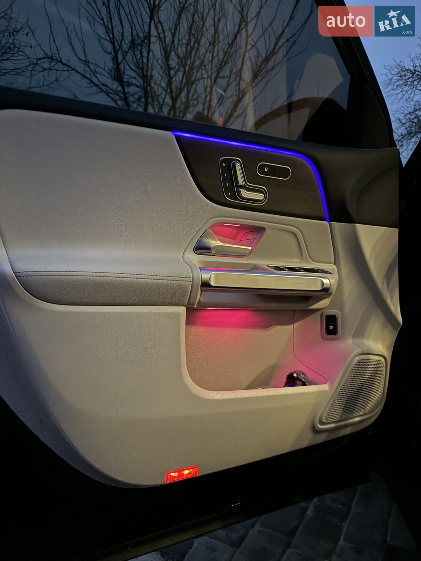 2023 Mercedes-Benz GLB - мініатюра 9