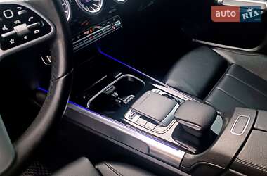 Позашляховик / Кросовер Mercedes-Benz GLB-Class 2019 в 