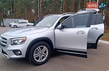 Позашляховик / Кросовер Mercedes-Benz GLB-Class 2019 в 