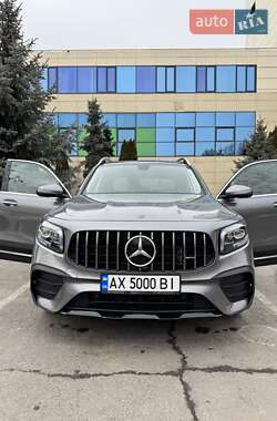 Внедорожник / Кроссовер Mercedes-Benz GLB-Class 2019 в 