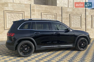 Позашляховик / Кросовер Mercedes-Benz GLB-Class 2019 в 