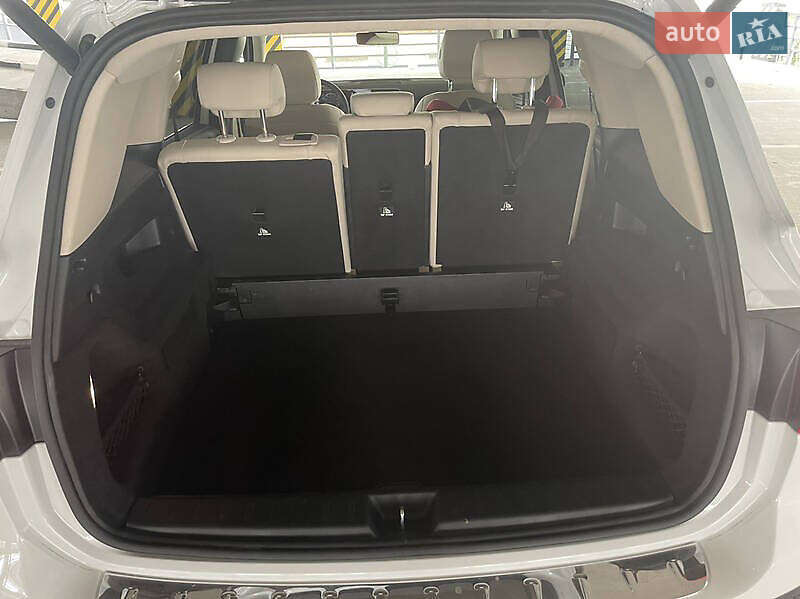 Внедорожник / Кроссовер Mercedes-Benz GLB-Class 2020 в Киеве фото 12 Внедорожник / Кроссовер Mercedes-Benz GLB-Class 2020 в Киеве