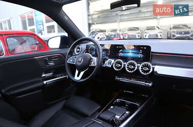 Внедорожник / Кроссовер Mercedes-Benz GLB-Class 2021 в 
