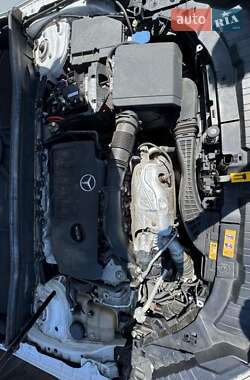 Внедорожник / Кроссовер Mercedes-Benz GLB-Class 2020 в 