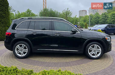Внедорожник / Кроссовер Mercedes-Benz GLB-Class 2021 в 