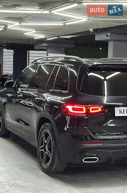 Внедорожник / Кроссовер Mercedes-Benz GLB-Class 2020 в 