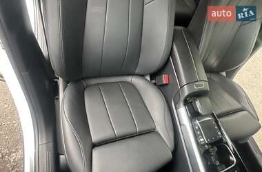 Внедорожник / Кроссовер Mercedes-Benz GLB-Class 2022 в 