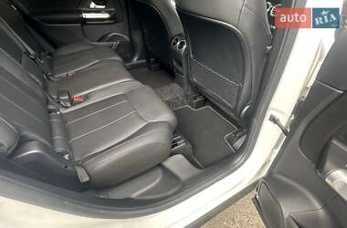 Внедорожник / Кроссовер Mercedes-Benz GLB-Class 2022 в 