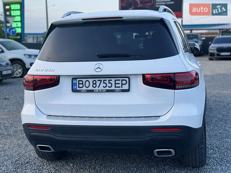 Внедорожник / Кроссовер Mercedes-Benz GLB-Class 2020 в Тернополе