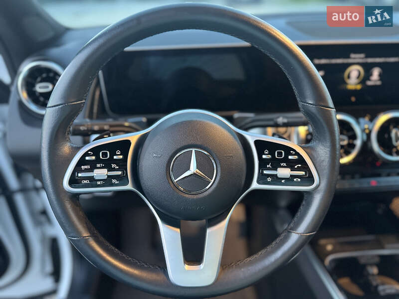 Внедорожник / Кроссовер Mercedes-Benz GLB-Class 2020 в Тернополе