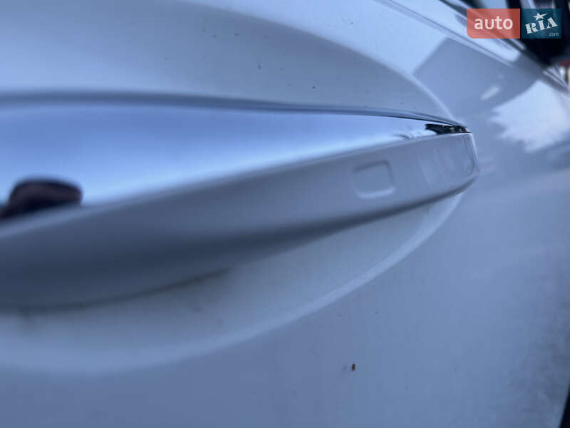 Внедорожник / Кроссовер Mercedes-Benz GLB-Class 2020 в Тернополе