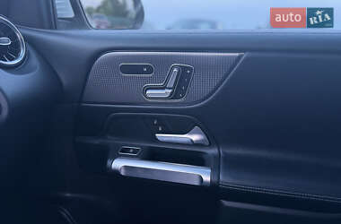Внедорожник / Кроссовер Mercedes-Benz GLB-Class 2020 в 