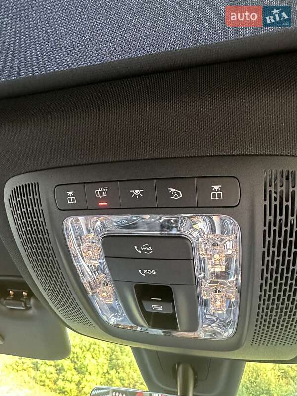 Внедорожник / Кроссовер Mercedes-Benz GLB-Class 2020 в Тернополе