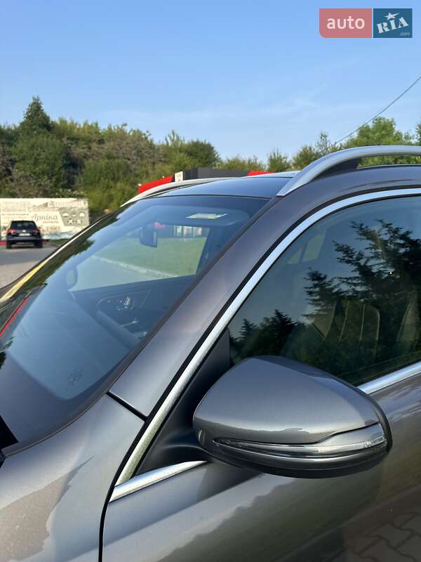 Внедорожник / Кроссовер Mercedes-Benz GLB-Class 2020 в Тернополе