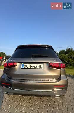 Позашляховик / Кросовер Mercedes-Benz GLB-Class 2020 в 