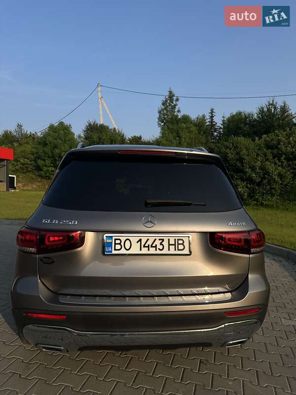 Внедорожник / Кроссовер Mercedes-Benz GLB-Class 2020 в Тернополе