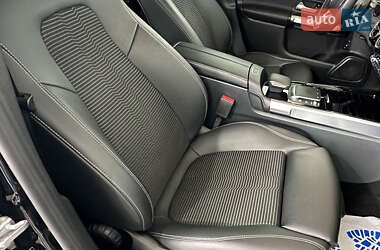 Внедорожник / Кроссовер Mercedes-Benz GLB-Class 2021 в 