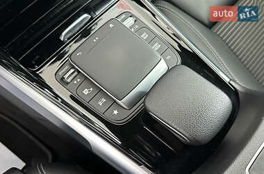 Внедорожник / Кроссовер Mercedes-Benz GLB-Class 2021 в 