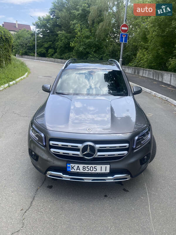 Позашляховик / Кросовер Mercedes-Benz GLB-Class 2021 в Києві
