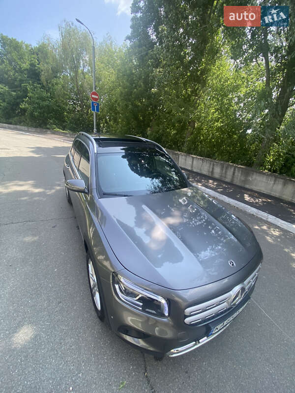 Позашляховик / Кросовер Mercedes-Benz GLB-Class 2021 в Києві