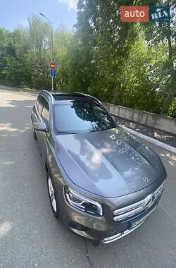 Внедорожник / Кроссовер Mercedes-Benz GLB-Class 2021 в 