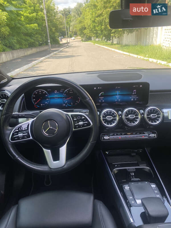 Позашляховик / Кросовер Mercedes-Benz GLB-Class 2021 в Києві