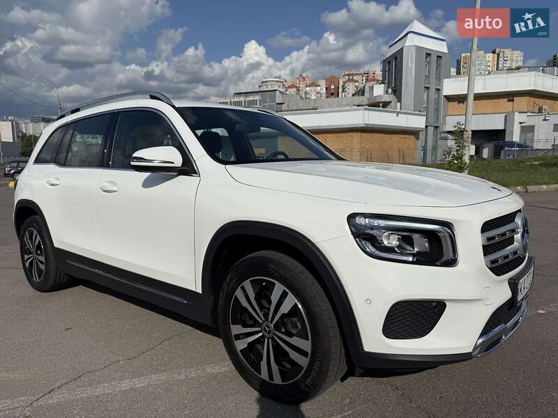 Mercedes-Benz GLB-Class 2021